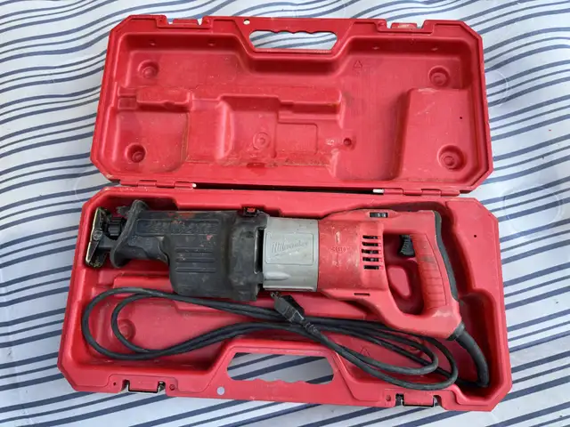 Milwaukee sawzall used in Power Tools in Mississauga / Peel Region - Image 6