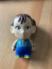 KIDROBOT STREET FIGHTER SERIES 1 FIGURE CHUN-LI  BLUE COSTUME