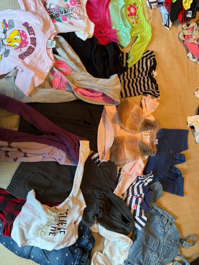 2T mix all season  in Clothing - 2T in Kitchener / Waterloo - Image 2