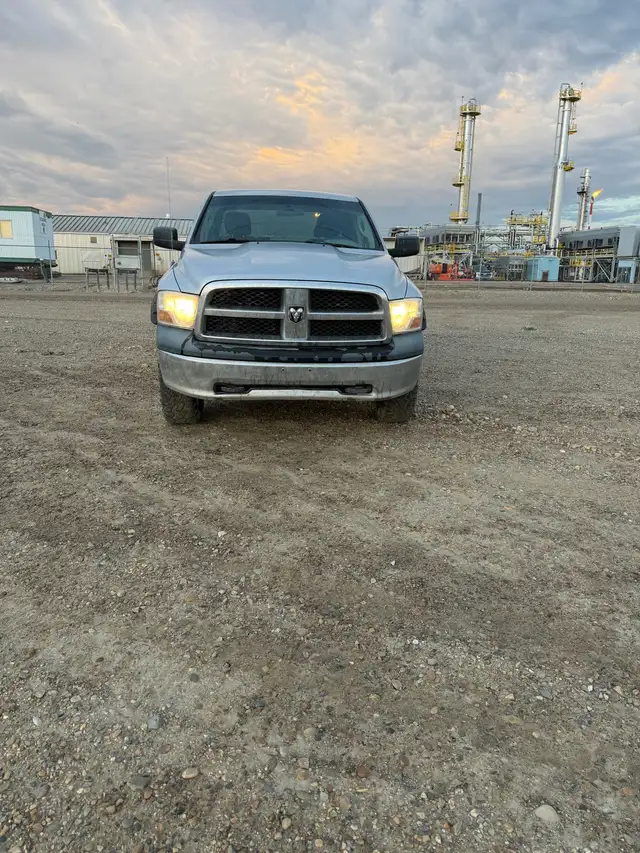 2010 ram 1500539809004368046081