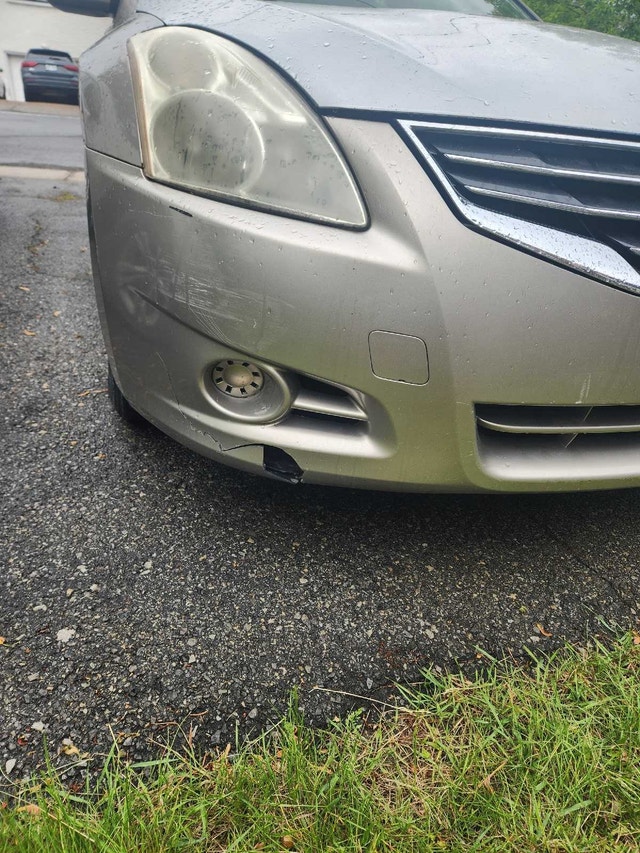 Nissan Altima — photo 2