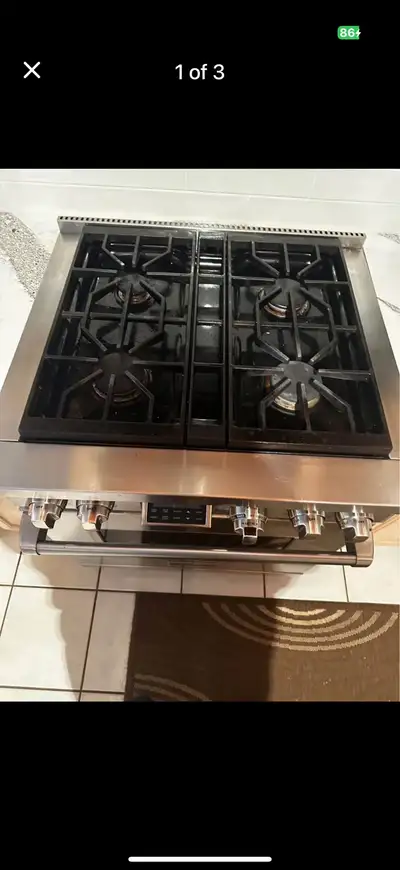Wolf Legacy Model - 30" Dual Fuel Range - 4 Burners, View more