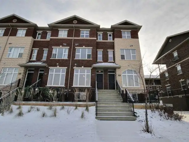 Beautiful Townhouse,at Callaghan,SW Edmonton,Ready on March 1st