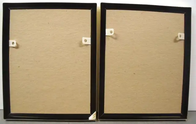 2 KIDS PICTURES IN PLASTIC FRAMES 7" x 9" in Home Décor & Accents in Lethbridge - Image 3