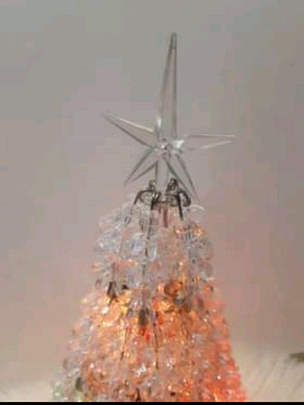 Vintage Folk Art Safety Pin Clear Star Beads Christmas Tree  in Arts & Collectibles in Ottawa - Image 4