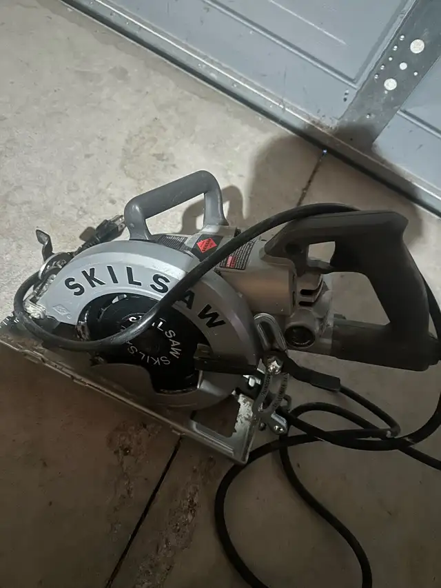 SkilSaw Circular Saw in Power Tools in Windsor Region - Image 5