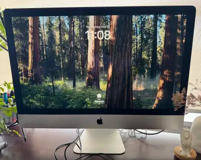 ¡Mac 27" retina 5k, late 2014 1tb HDD, 20gb ram, sequoia macOs. In good condition. Just Pickup near...