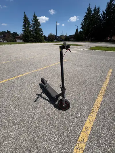 Electric scooter 4 pro in great working condition, only problem is that the back taillight does not...