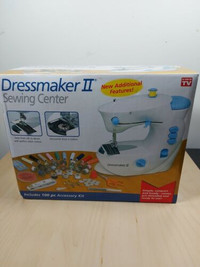 Machine a coudre compact, DRESSMAKER II SEWING