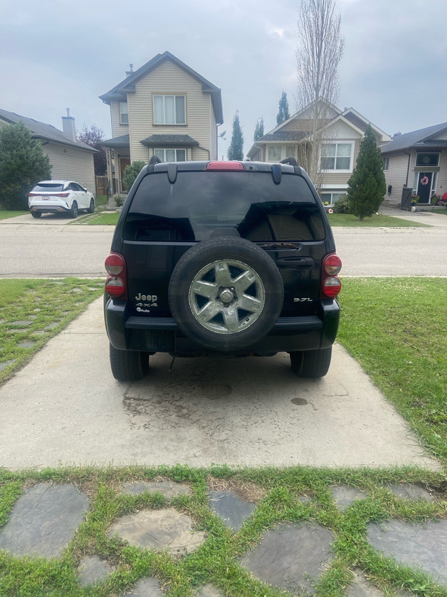  Jeep liberty in Cars & Trucks in Calgary - Image 2