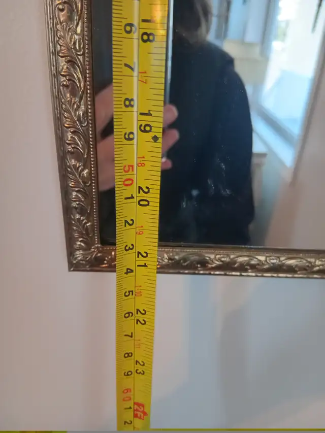 Vintage Hollywood Regency Style Floral Gold Gilt Wall Mirror in Home Décor & Accents in Calgary - Image 6
