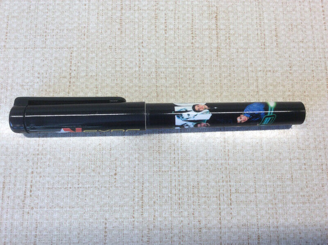 Vintage NSYNC “No Strings Attached” Pen in Arts & Collectibles in Winnipeg - Image 3