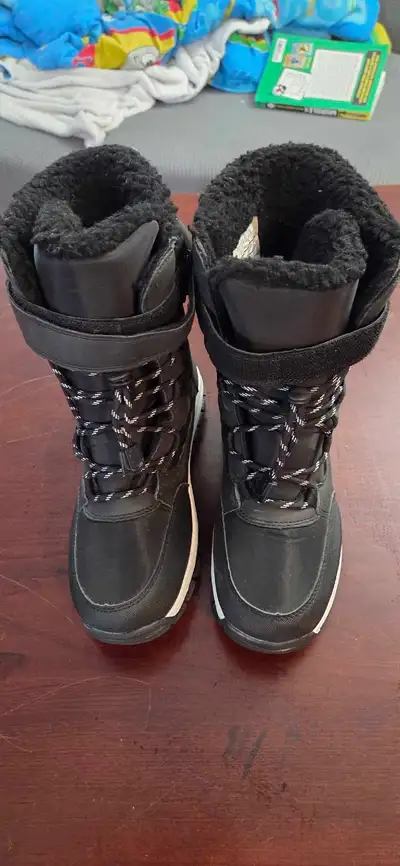 Kid's winter boots, View more