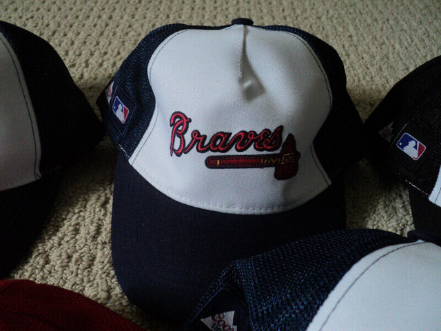 Baseball Caps Coors Light MLB Team Caps in Arts & Collectibles in St. Catharines - Image 4