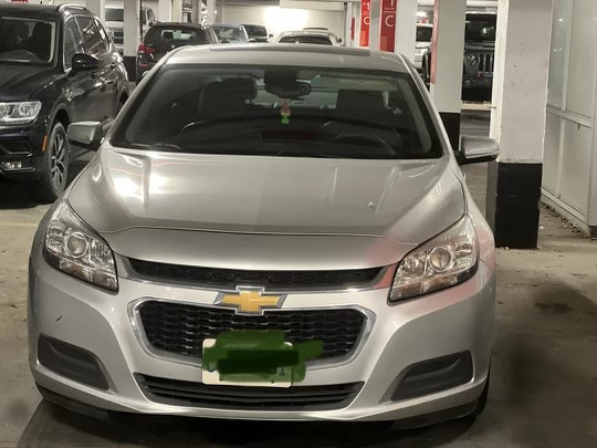 Chevrolet Malibu car for sale in Cars & Trucks in City of Toronto