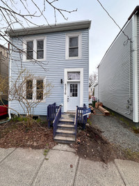 Fully Renovated Detached House Downtown Halifax