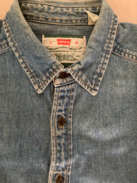 Vintage Levis Denim Sleeveless Shirt Size L  Excellent condition
