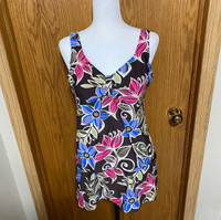 Really cute tankini and swim skirt with built in bottoms 
