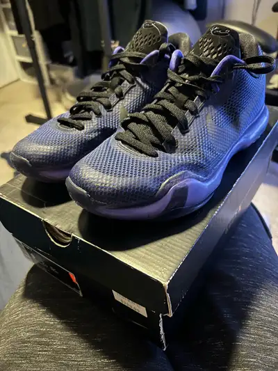 Kobe X (10) Blackout Size 9, View more