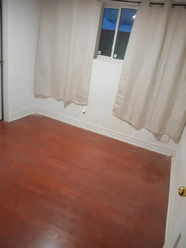 1 Bedroom unfurnished Basement Apartment for Rent in Long Term Rentals in City of Toronto - Image 3