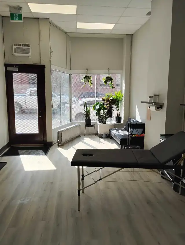 Home and Basement Renos in Renovations, General Contracting & Handyman in Calgary - Image 4