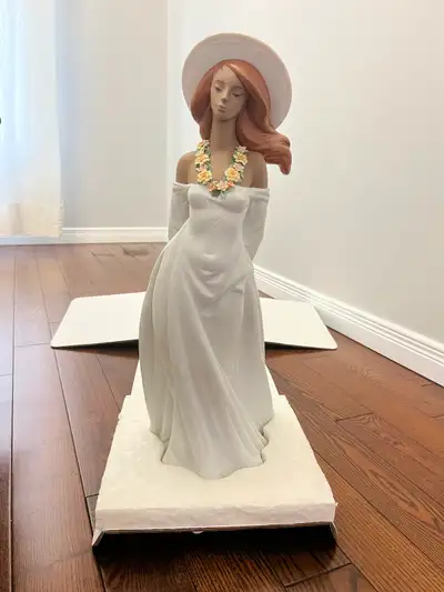 Lladró “Dawn” #2406 Large Porcelain Figurine – Never Displayed –, View more