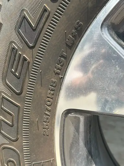 5 jeep rims and tires are for sale. All rims and tires are brand new only few kilometers driven. Pri...