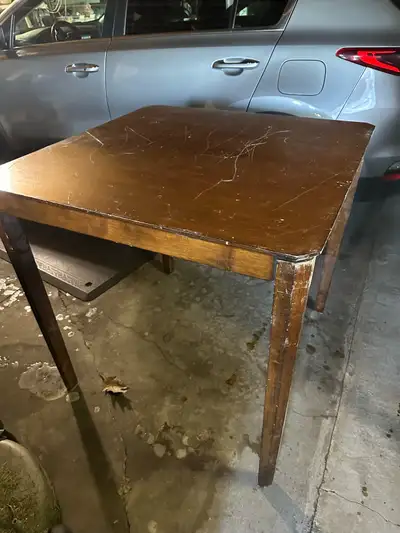 High top table & chairs for sale. 4 person. The table will need to be refinished but in good conditi...