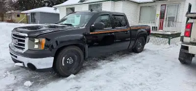 500000 kms on truck under 200000kms on transmission and motor currently rebuilt with with maybe 3000...