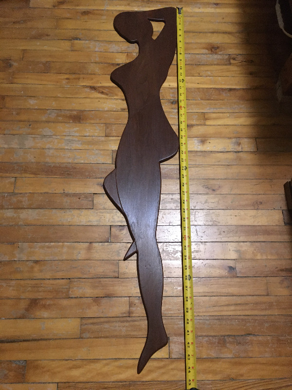 Sexy Lady Silhouette (Wood) dans Art et objets de collection  à Ville de Montréal - Image 2