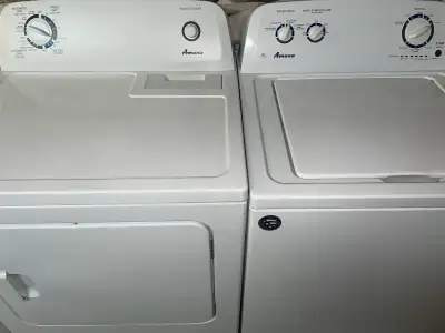 Laveuse et sécheuse Amana à vendre Excellente condition comme neuf Fonctionnent très bien Il y a pos...
