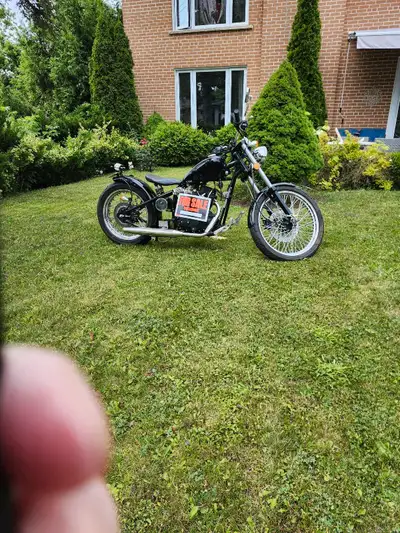 Only 2000kms. Bike is like new, everything works great. Runs perfect, 250cc Motorcycle. Great starte...
