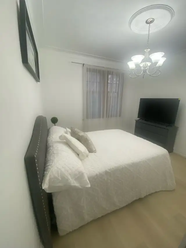 Chambre à louer in Room Rentals & Roommates in City of Montréal - Image 3