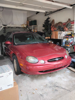 1998 Ford Taurus Se