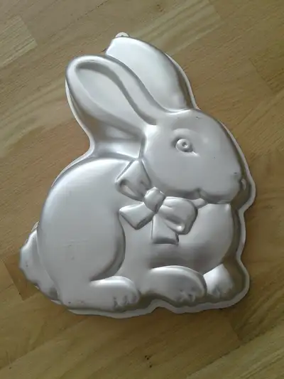 Moule à gâteau LAPIN de Wilton PÂQUES, View more