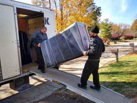 $35/hr ⭐Top Rated Movers Markham ⭐437-855-4445 ⭐ in Moving & Storage in Markham / York Region - Image 3