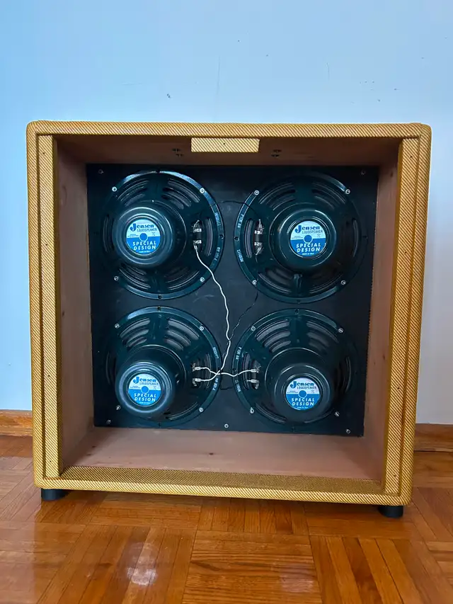 Tweed 4x10 Guitar Cabinet Jensen P10R Bell Cover Clydesdale Case in Amps & Pedals in Mississauga / Peel Region - Image 5
