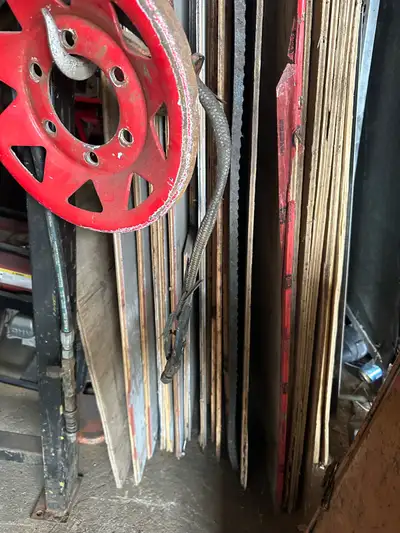 Couple different sizes In thickness and diameter approximately 20 full-size sheets, maybe 10 half si...