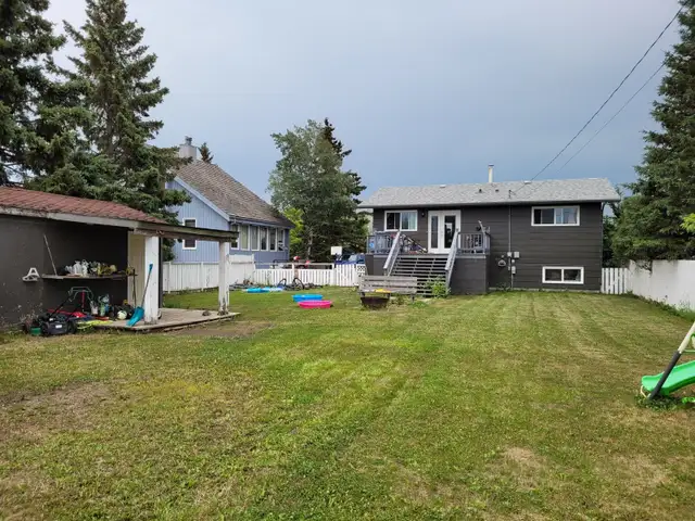 4 Bedroom House in Grimshaw