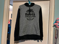MENS ROOT SWEATERS SIZE SMALL