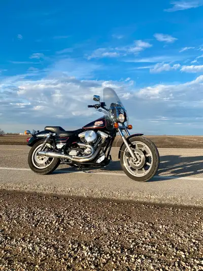Selling my 89 fxrs convertible Progressive heavy duty fork springs Biltwell high bend bars Spline sh...