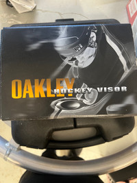 Oakley half clear straight visor 
