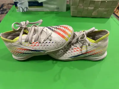 Adidas Predators Indoor Soccer Shoes ( Kids 12k ), View more