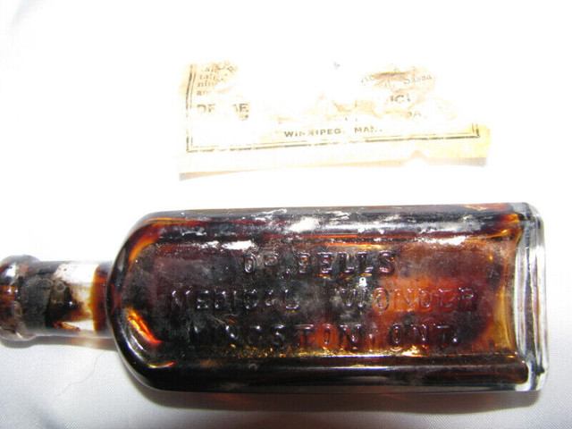 Antique Bottle Dr. Bell's Medical Wonder in Arts & Collectibles in Winnipeg - Image 3