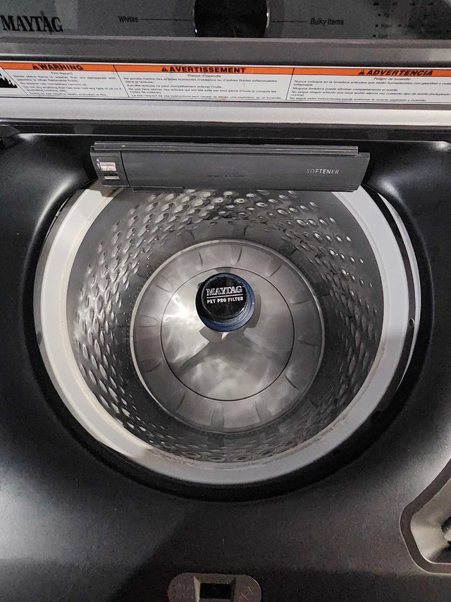 Maytag Pet Pro Washer and dryer set in Washers & Dryers in Woodstock - Image 3
