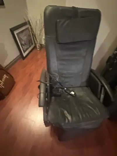 Black HoMedics Lounge Chair - (Read Description), View more