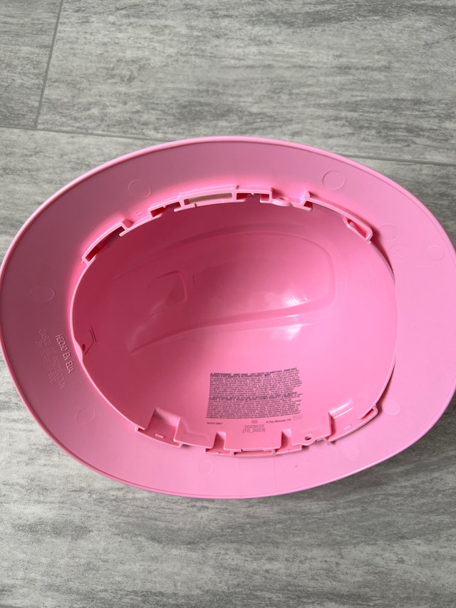 3M Hard Hat SecureFit H-813SFR-UV, Pink, *NO RATCHET SUSPENSION* in Other in London - Image 2