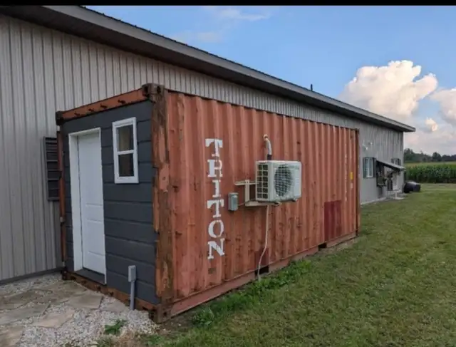 Modified Shipping Container  in Outdoor Tools & Storage in Owen Sound - Image 3