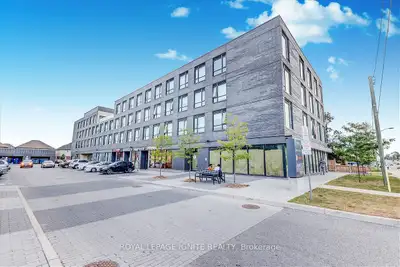 Located near UOIT and Durham College this unit is ideal for students. Furnished 1 bedroom with its o...