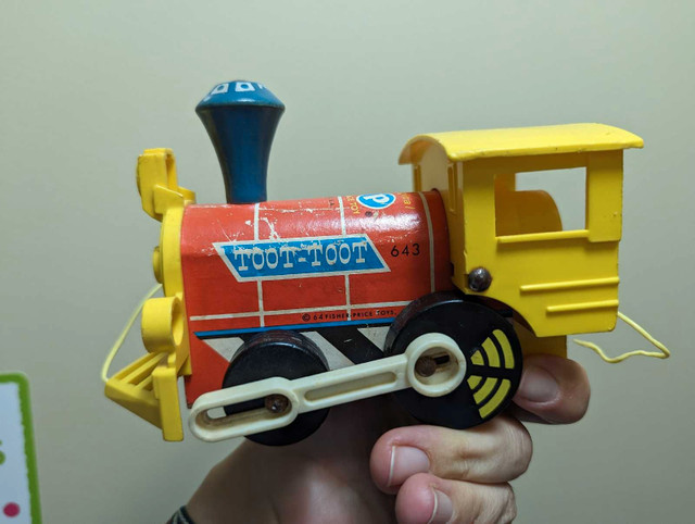 Vintage Fisher Price Toot Toot Train in Toys in Ottawa - Image 4